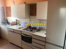 apartament-3-camere-decomandat-de-vanzare-in-alba-iulia-zona-centru-6