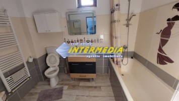 casa-cu-4-camere-mobilata-si-utilata-593-mp-teren-zona-centru-7