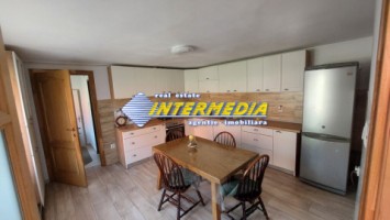 casa-cu-4-camere-mobilata-si-utilata-593-mp-teren-zona-centru-18