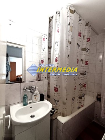 vanzare-garsoniera-32-mp-cetate-parc-alba-mobilata-si-utilata-complet-5