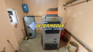 casa-cu-4-camere-mobilata-si-utilata-593-mp-teren-zona-centru-20