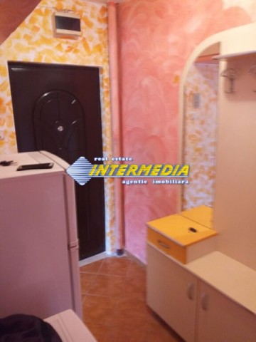 apartament-2-camere-de-inchiriat-in-cetate-etaj-2-mobilat-si-utilat-4
