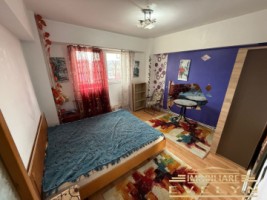 de-vanzare-apartament-2-camere-55-mp-piata-mare-etaj-3-bloc-cu-lift-nou-2