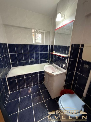 de-vanzare-apartament-2-camere-55-mp-piata-mare-etaj-3-bloc-cu-lift-nou-8