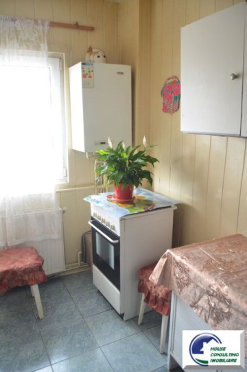 apartament-cu-doua-camere-busteni-ultracentral-11