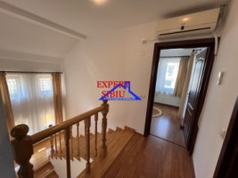 casa-eleganta-complet-mobilata-si-utilata-cu-crama-si-filigorie-selimbar-sibiu-26