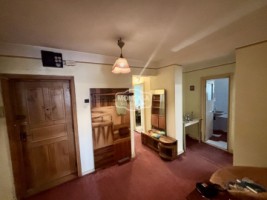 apartament-3-camere-zona-piata-mare-etaj-1-2