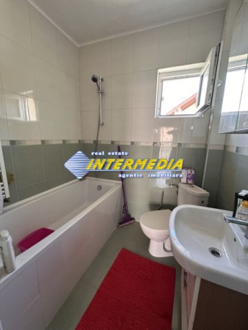 casa-de-vanzare-cu-4-camere-finisata-teren-aferent-2500-mp-la-10-km-de-alba-iulia-7