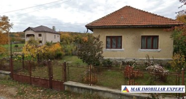 vand-casa-2-camere-cu-teren-2056-mp-apa-sarata-campulung-muscel-arges-2