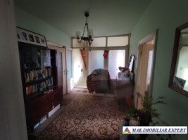 vila-cu-8-camere-si-teren-de-560-mp-flamanda-campulung-muscel-arges-5