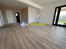 casa-noua-de-vanzare-cu-4-camere-finisata-la-cheie-cu-423-mp-teren-in-alba-iulia-cu-toate-utilitatile-bransate-1