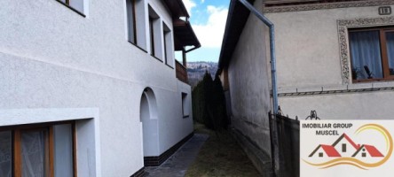 vila-de-vanzare-6-camere-leresti-4