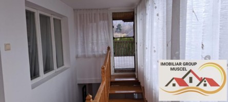 vila-de-vanzare-6-camere-leresti-15