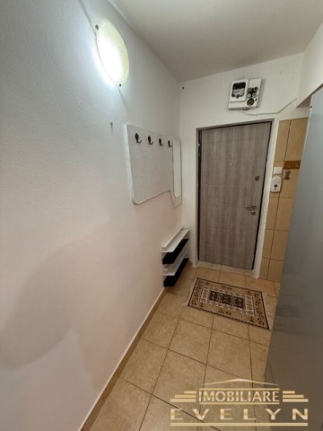 de-inchiriat-apartament-2-camere-parter-zona-ajofm-pret-300-euro-5