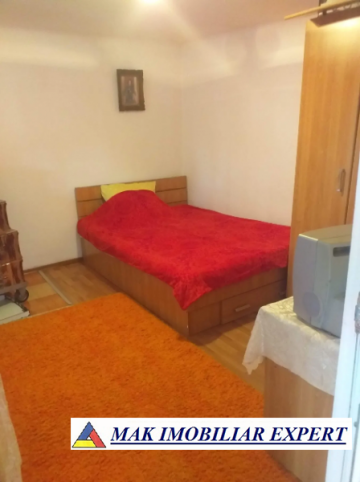 casa-de-vanzare-5-camere-cu-teren-de-650-mp-in-domnesti-arges-7
