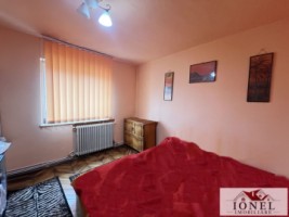 apartament-patru-camere-decomandat-de-vanzare-in-cetate-alba-iulia-2