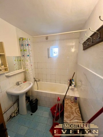 apartament-2-camere-transformat-in-3-zona-directia-muncii-pret-350-euro-negociabil-6