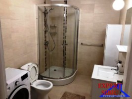 inchiriez-ap-2-camere-recent-renovat-zona-calea-cisnadiei-4