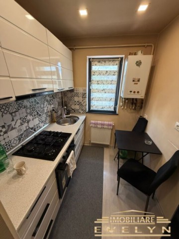 vanzare-apartament-2-camere-decomandat-zona-primaverii-bcr-3