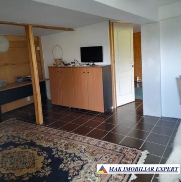 vila-7-camere-cu-teren-1850-mp-de-vanzare-in-bradetu-arges-3