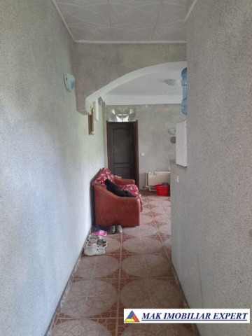 vila-7-camere-cu-teren-1850-mp-de-vanzare-in-bradetu-arges-8