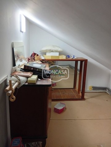 casa-pm-in-cucorani-jud-botosani-3600-mp-teren-19