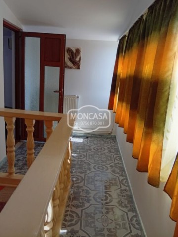 casa-pm-in-cucorani-jud-botosani-3600-mp-teren-24