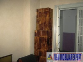 apartament-4-camere-la-casa-cf1-13-centru-campulung-muscel-arges-8