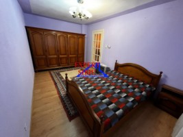 vand-apartament-2-camere-decomandat-zona-vasile-aaron-3