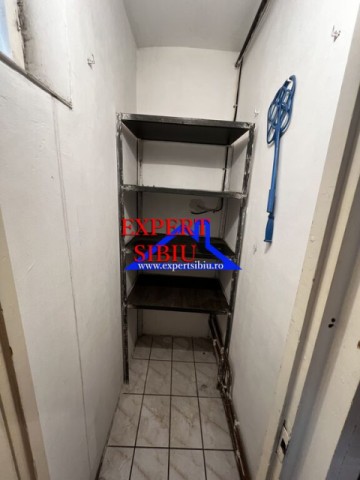 vand-apartament-2-camere-decomandat-zona-vasile-aaron-11