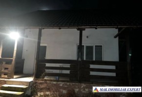 vand-vila-p-e-3-camere-casa-de-vacanta-teren-11000-mp-in-vulturesti-arges-1