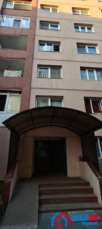 apartament-3-camere-decomandate-si-pivnita-in-sibiu-v-aaron-9