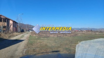 teren-intravilan-in-cetate-pozitie-deosebita-1