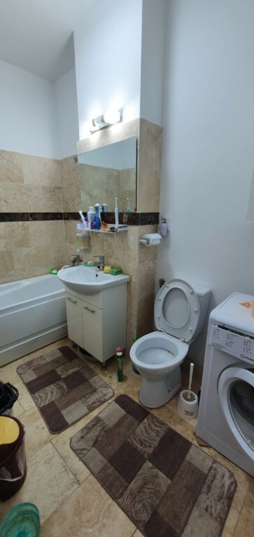 vest-2camere-in-bloc-nou-parter-dec-53mp-utili-73000-euro-8