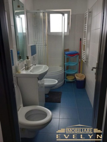 vanzare-apartament-2-camere-decomandat-zona-primaverii-scoala-nr-12-7