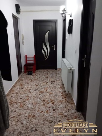 vanzare-apartament-2-camere-decomandat-zona-primaverii-scoala-nr-12-4