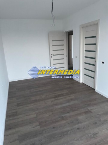 vanzare-duplex-pe-cu-326-mp-teren-finisat-la-cheie-alba-iulia-zona-cetate-dealul-furcilor-6