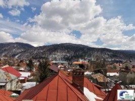 vila-de-vacanta-situata-in-busteni-13