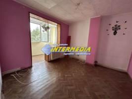 okazie-apartament-3-camere-decomandat-2-balcoane-etaj-2-cetate-liber-8