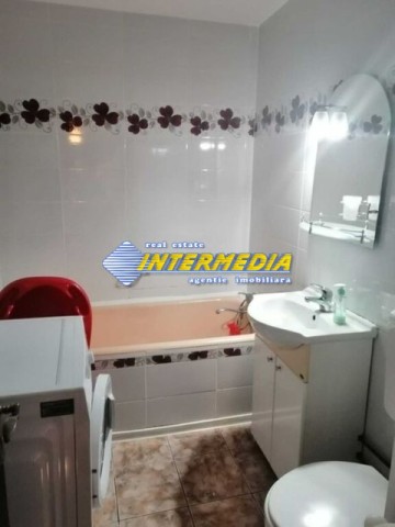 vanzare-apartement-3-camere-decomandate-2-bai-balcon-mobilat-si-utilat-complet-7