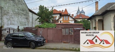 vila-demisolparter-si-etaj-compusa-din-6-camere-campulung-muscel-centru-pret-140000-euro-negociabil