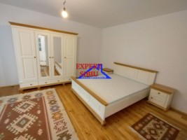 inchiriez-casa-2-camererecent-renovatacu-garajzona-lazaret