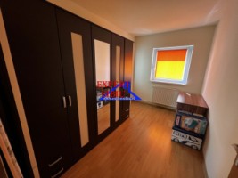 vand-apartament-4-camere-decomandat-et3renovatzona-vasile-aaron-8