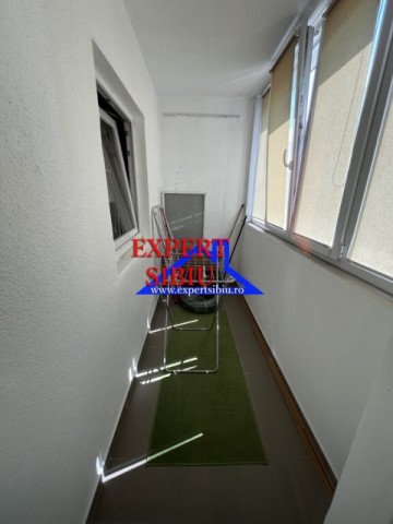 vand-apartament-4-camere-decomandat-et3renovatzona-vasile-aaron-14