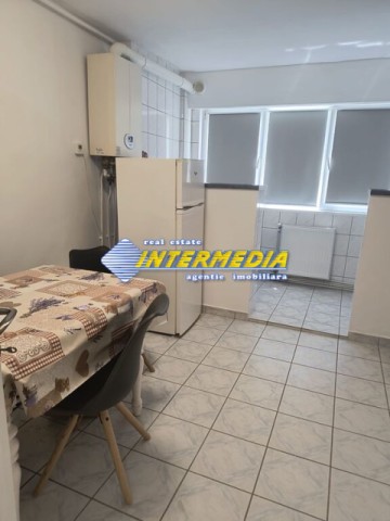 inchiriere-apartament-2-camere-alba-iulia-cetate-m-uri-etaj-intermediar-mobilat-si-utilat-complet-2