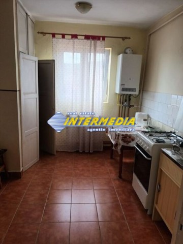 apartament-2-camere-54-mp-de-vanzare-in-cetate-etaj-3-2