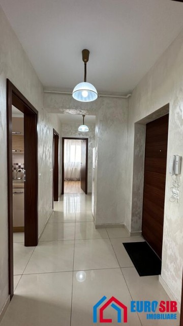 apartament-cu-2-camere-decomandat-situat-in-sibiu-str-doamna-stanca-2