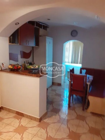 apartament-2-camere-zona-donici-etaj-3-mobilat-si-utilat-vizionare-online
