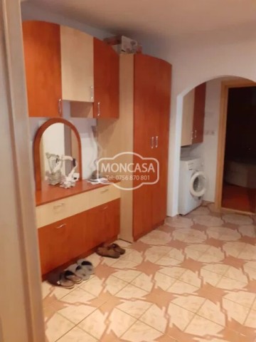 apartament-2-camere-zona-donici-etaj-3-mobilat-si-utilat-vizionare-online-3
