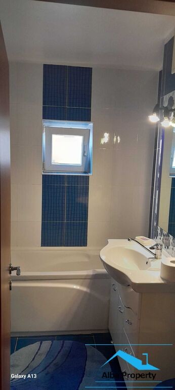 apartament-cu-3-camere-etaj-1-zona-cetate-3